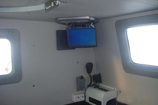 доп опции: Розетки 220В, прикуриватель 12В; Телевизор, DVD-плеер; внутренняя связь с водителем